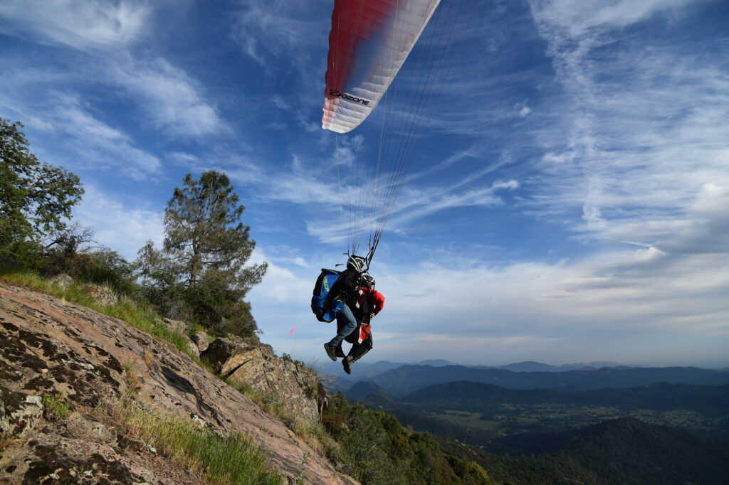 Paragliding: Learn to Fly! on Vimeo